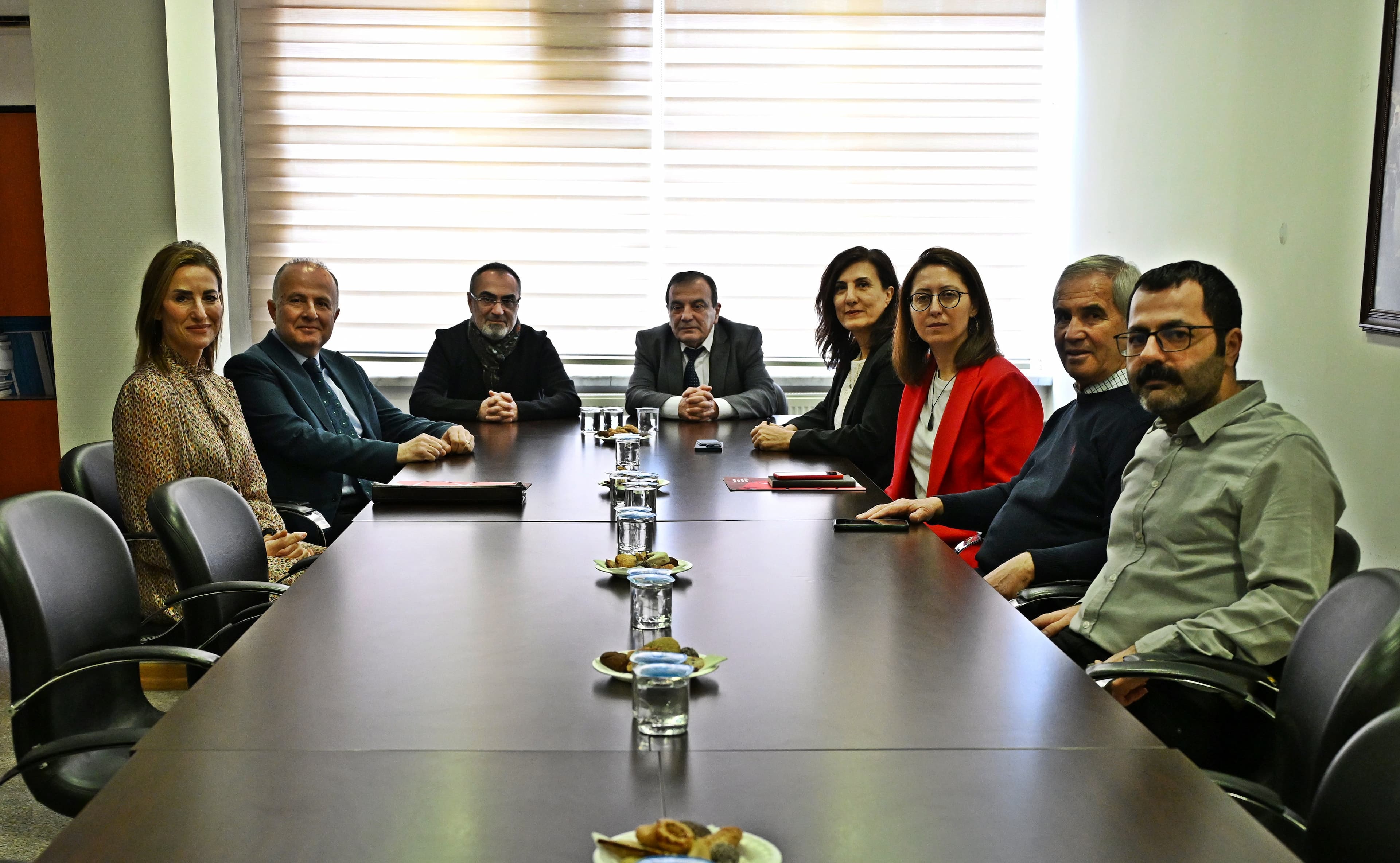 TÜRKİYE BELEDİYELER BİRLİĞİ, TMMOB'Yİ ZİYARET ETTİ