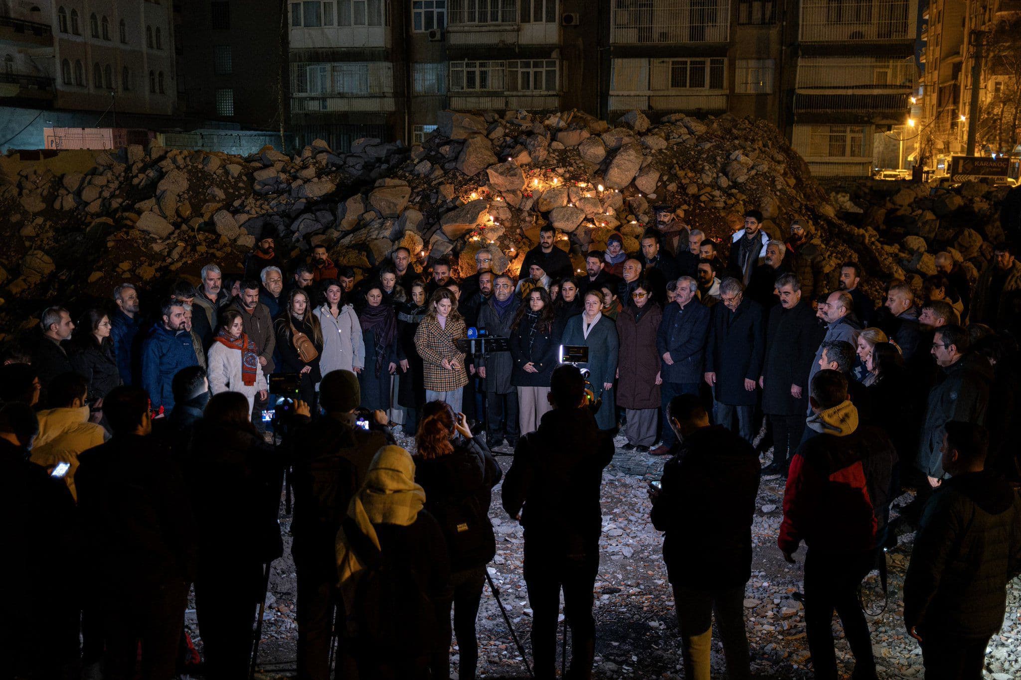 TMMOB DİYARBAKIR İKK: 6 ŞUBAT DEPREMİNDE YİTİRDİKLERİMİZİ ANIYORUZ